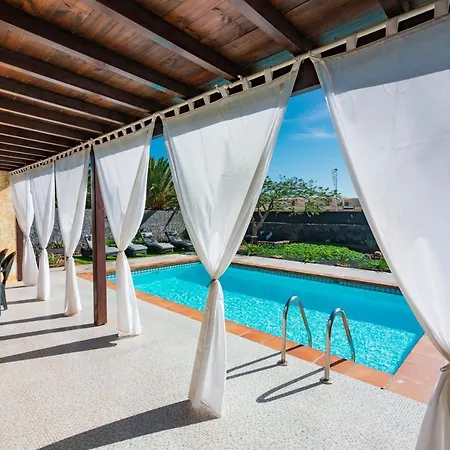 بيت للعطل Casa Daneo *